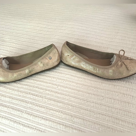 Hush Puppies. Josie Flats. Rose Gold. 4.5 W - Picture 4 of 4